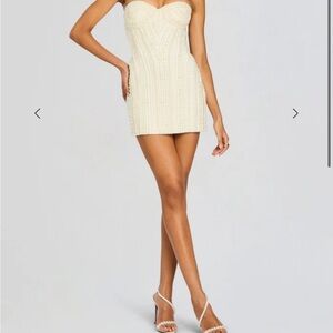 Retrofete pearl white strapless dress